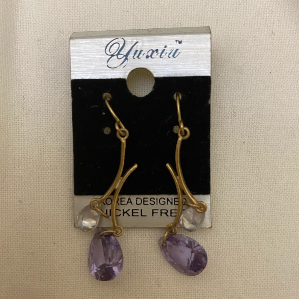 🔵4/$20 Fashion Gold Pierced Wire Earrings Purple NWT